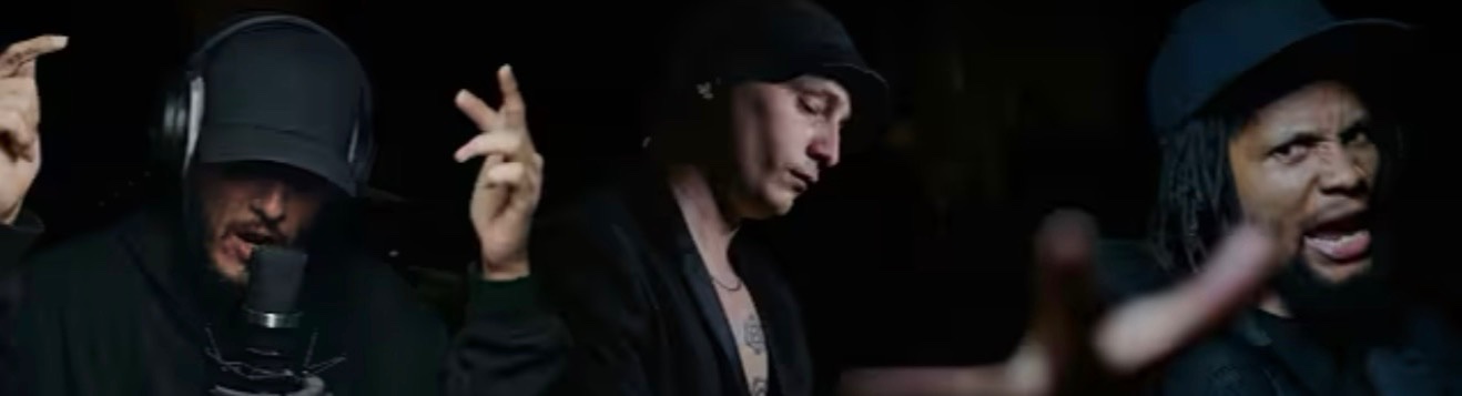 Oro in the studio